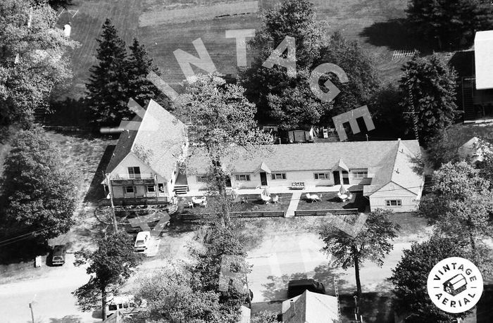 CJs UP North Inn (Browns Motel) - 1993 (newer photo)